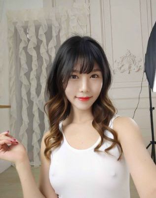 英语课代表备案在桌子上抄_4K高清完整版