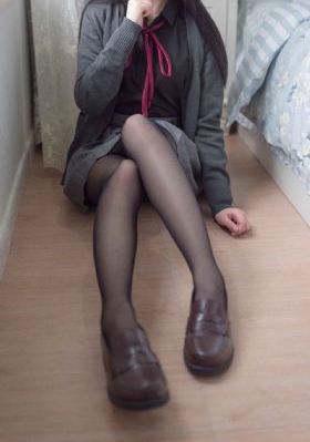 黑人破女处破在线播放_超清日韩免费观看